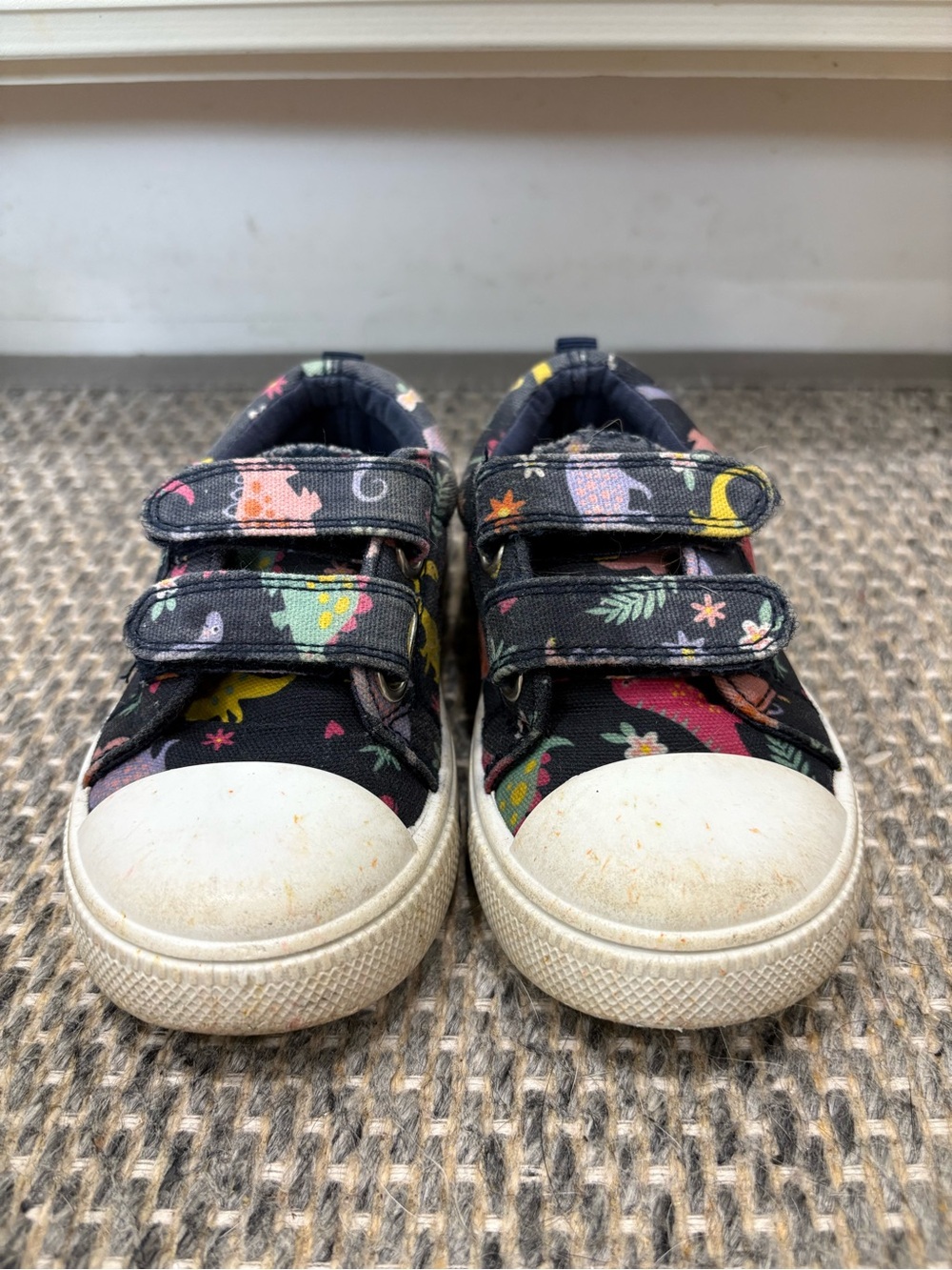 K KOMFORME | Navy Floral Dinosaur Velcro Sneakers